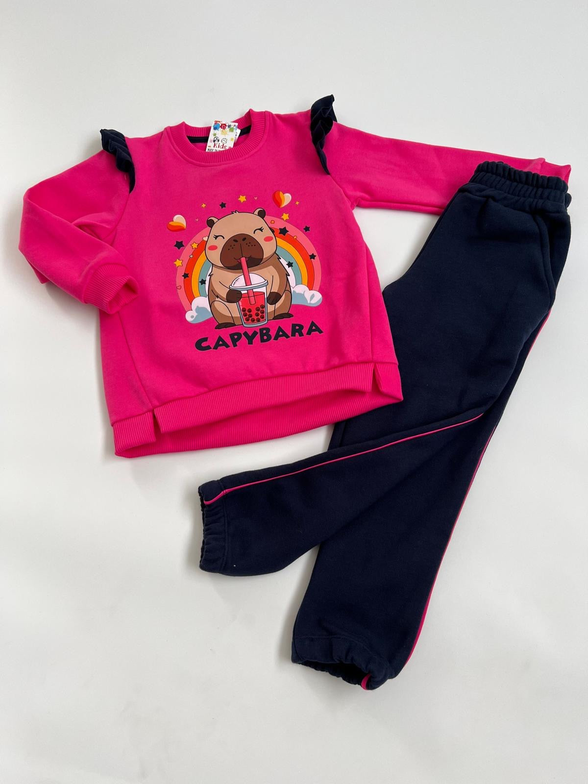Chandal de Capybara en fucsia - Pronta moda