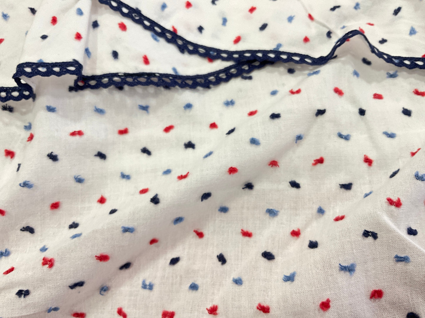 Conjunto niña blusón plumeti y short rojo - Coco Acqua 2025