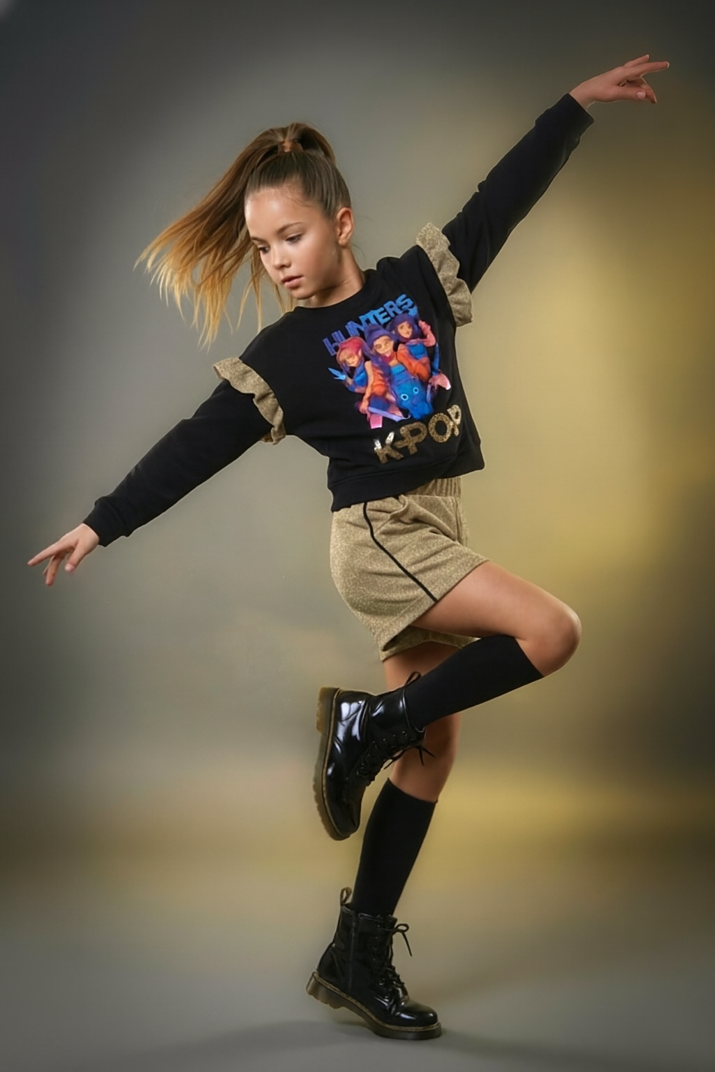 Conjunto con short oro K- Pop - Pronta Moda