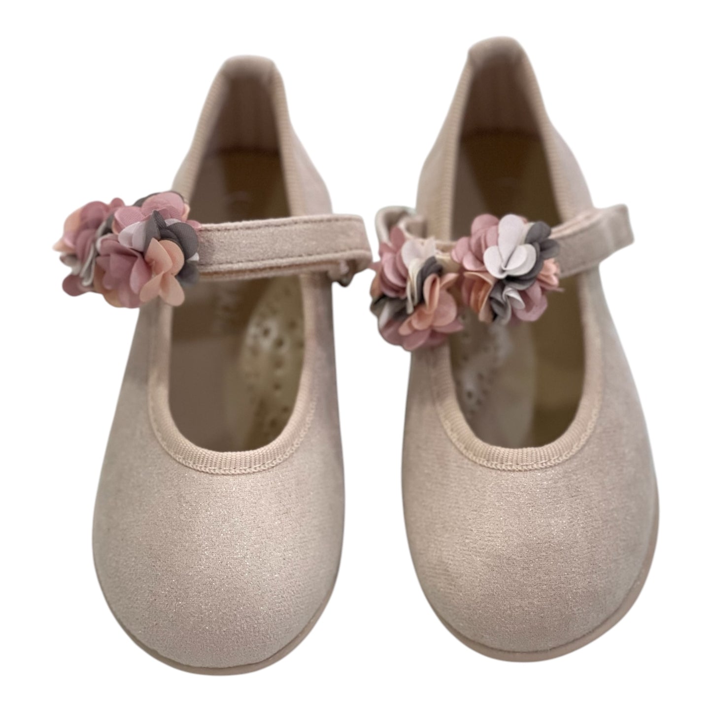 Manoletinas en beige para ceremonia