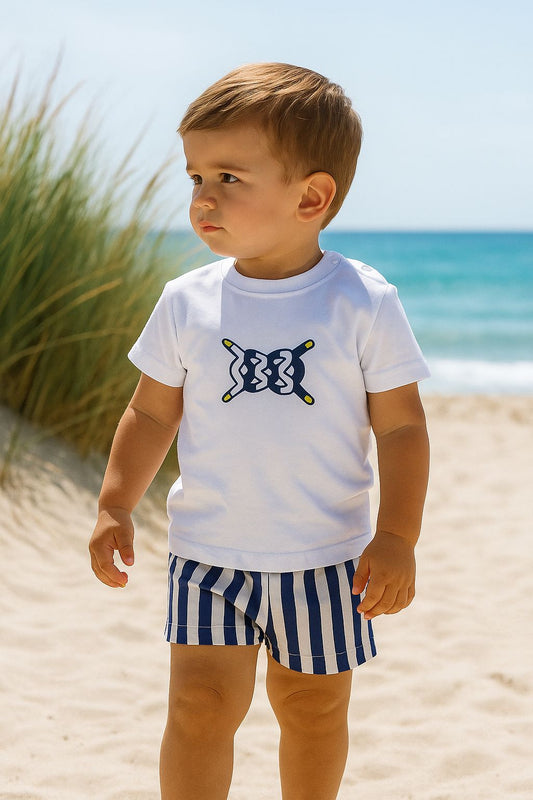 Conjunto niño en blanco y azul marino con aplique marinero  - Cuka verano 2024