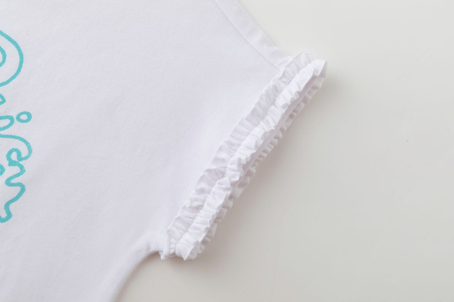 Camiseta de niña con estampado - Newness 2024 - Detalle 4 - Moda Infantil Chicle