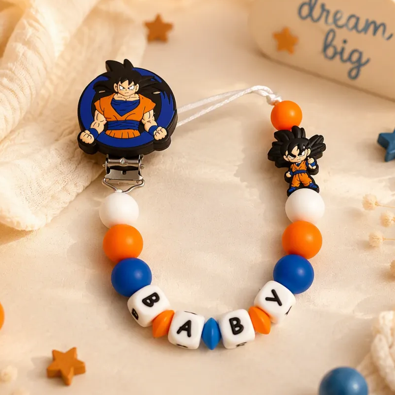 Clip para chupete personalizado de Goku - Frontal - Moda Infantil Chicle