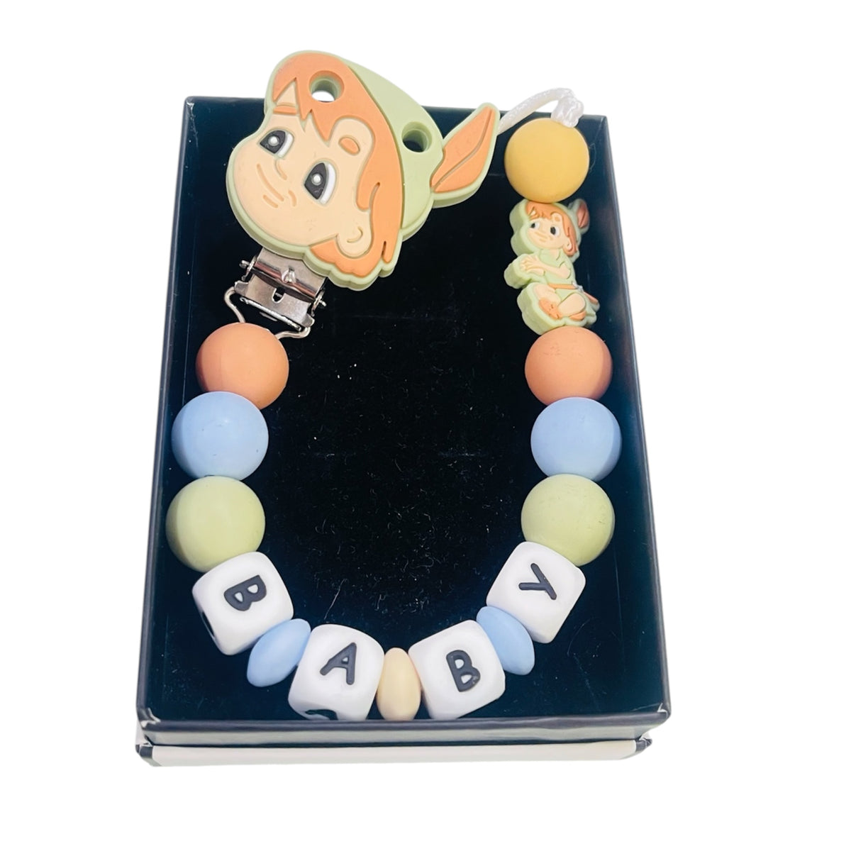 Clip para chupete personalizado de Peter Pan - Detalle 2 - Moda Infantil Chicle