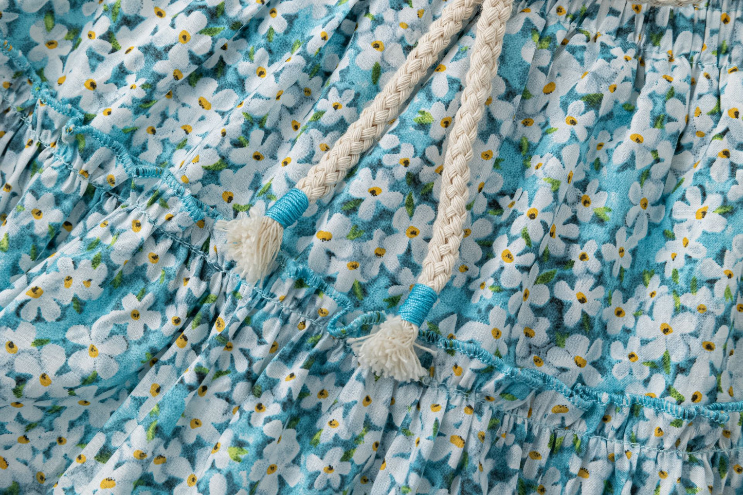 Falda de niña de flores de Newness 2024 - Detalle 4 - Moda Infantil Chicle
