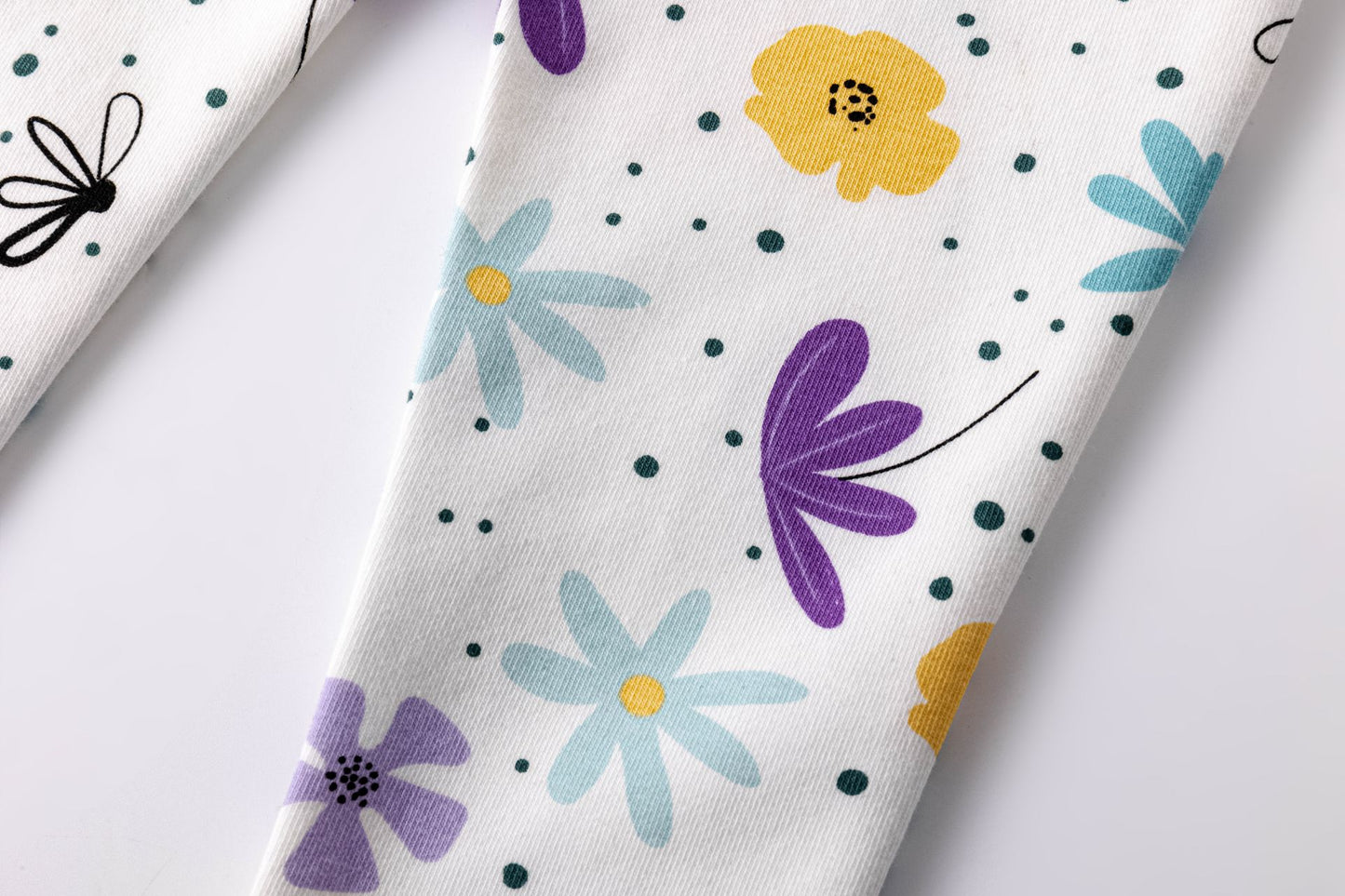 Legging niña estampado - Detalle 2 - Moda Infantil Chicle