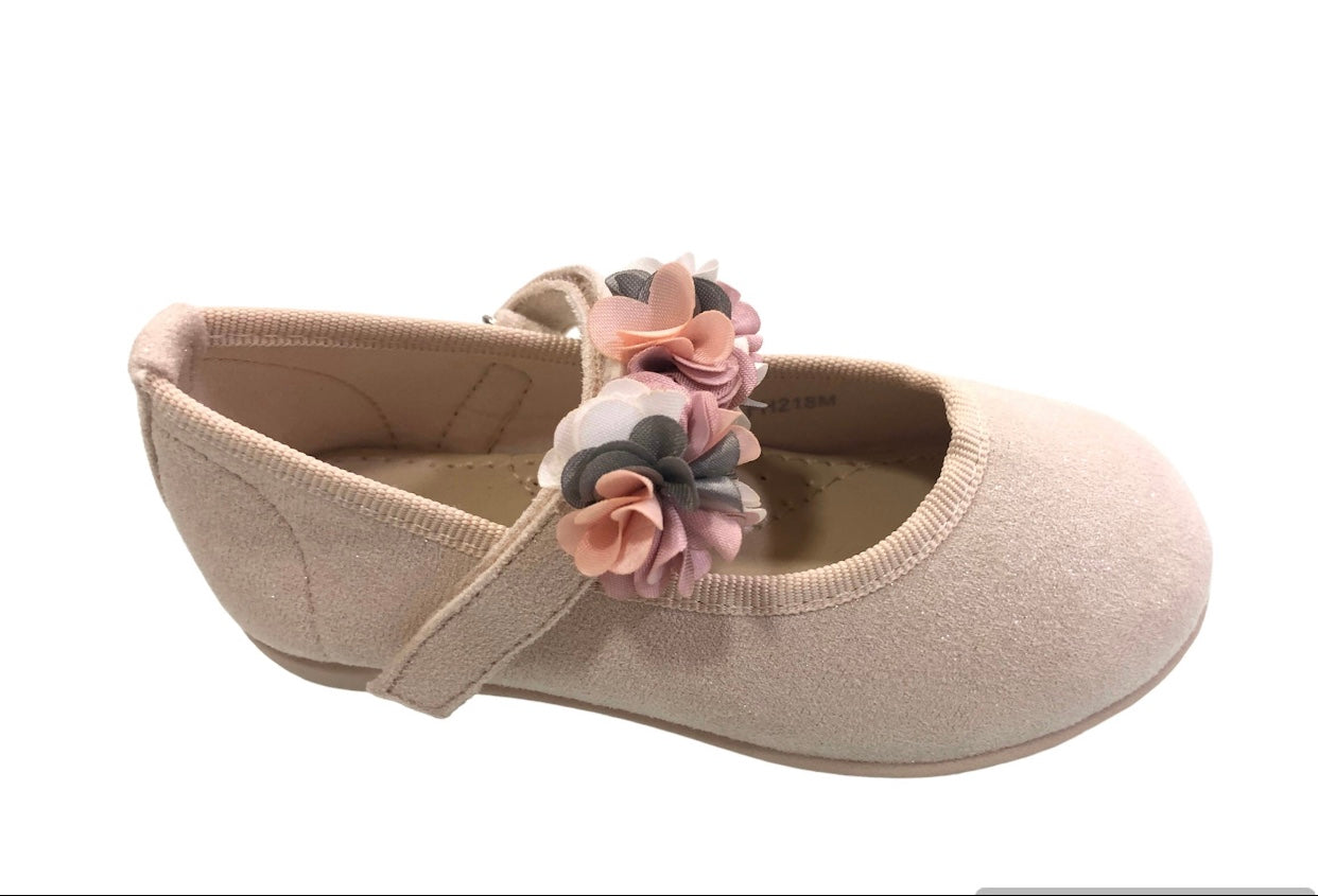 Manoletinas en beige para ceremonia - Detalle 1 - Moda Infantil Chicle