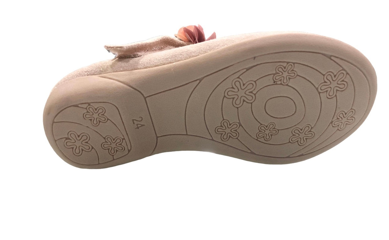 Manoletinas en beige para ceremonia - Detalle 4 - Moda Infantil Chicle