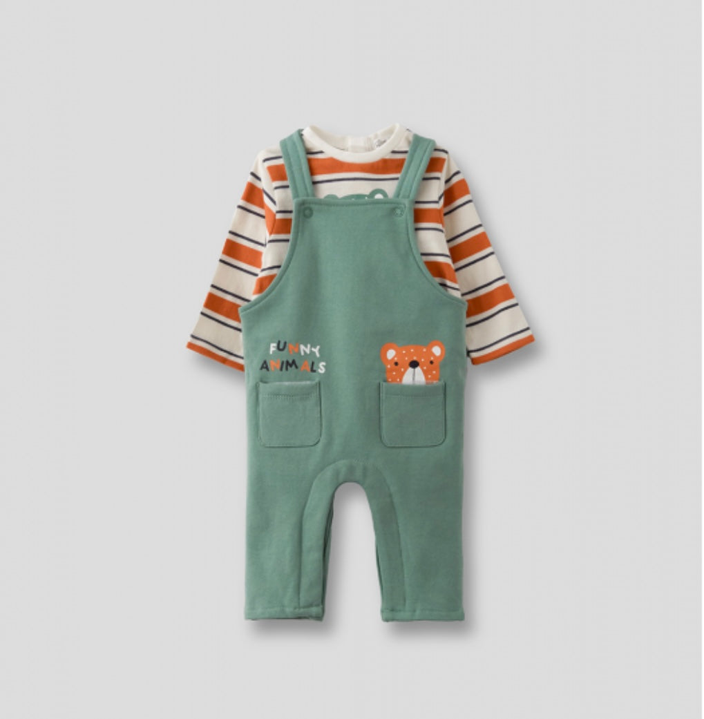 Peto bebé en verde - Street Monkey - Frontal - Moda Infantil Chicle