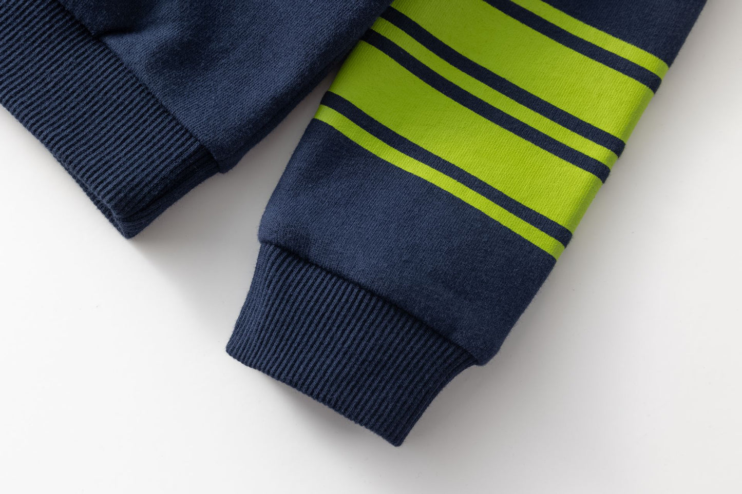 Sudadera bebé azul marino robot - Newness invierno 2024 - Detalle 6 - Moda Infantil Chicle