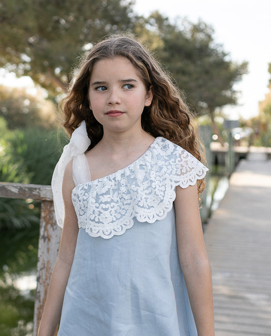 Vestido niña de Coco Acqua Colección 2024 - Frontal - Moda Infantil Chicle