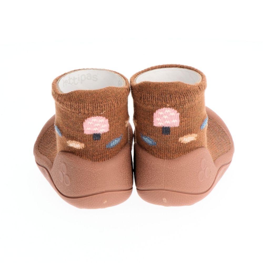 Zapato respetuoso Attipas · Woodland marrón - Detalle 2 - Moda Infantil Chicle