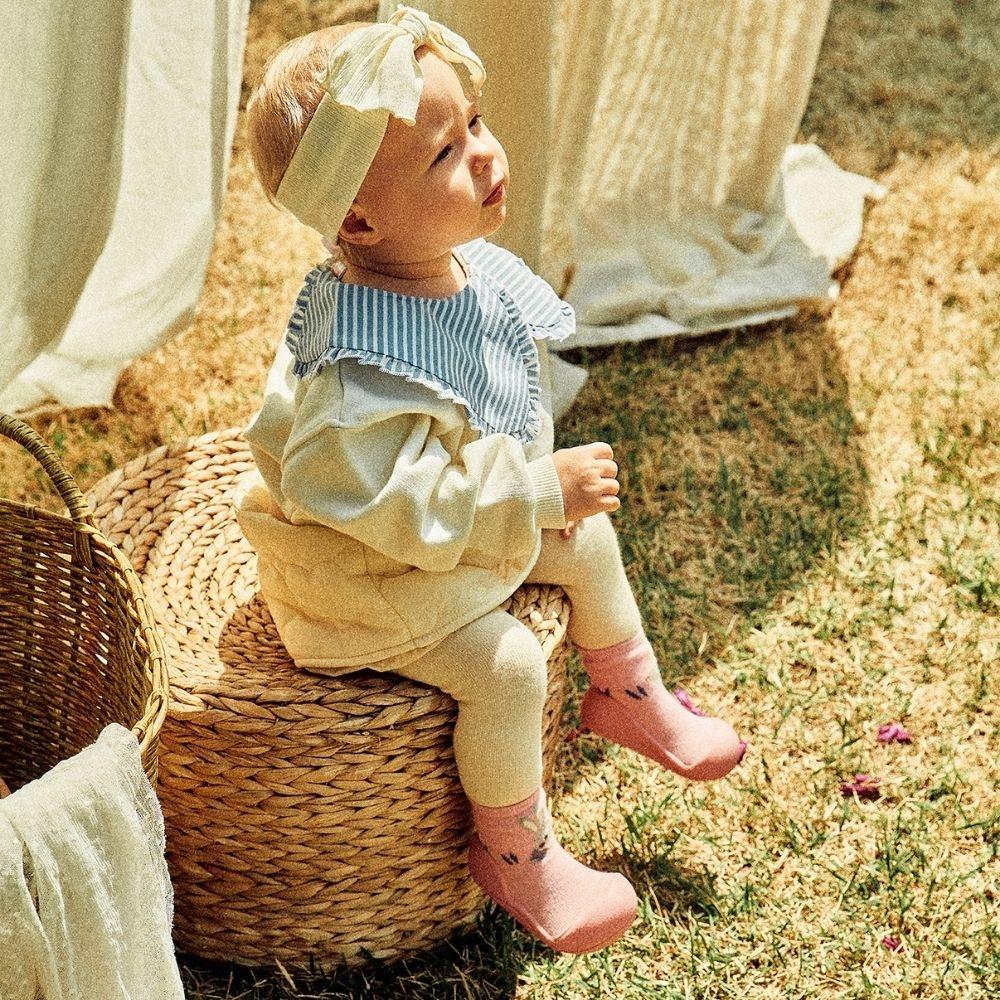 Zapatos Attipas · Pink Rabbit - Detalle 6 - Moda Infantil Chicle