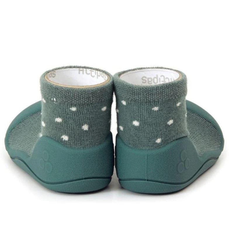 Zapatos Attipas · Sea Lion Khaki - Detalle 2 - Moda Infantil Chicle
