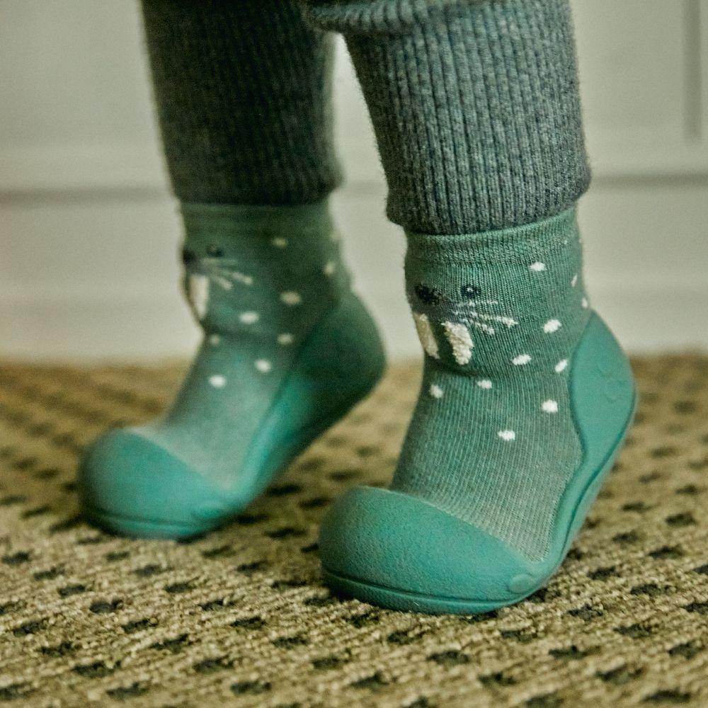 Zapatos Attipas · Sea Lion Khaki - Detalle 3 - Moda Infantil Chicle