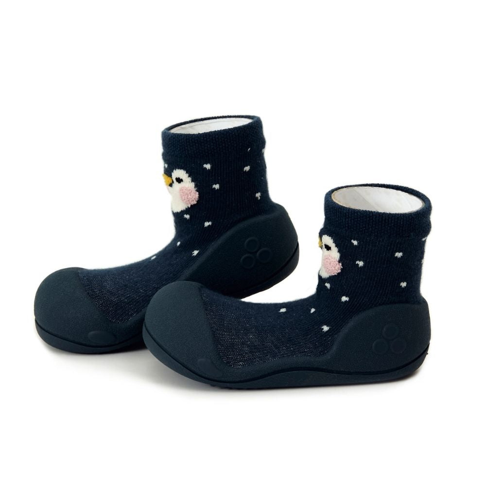 Zapatos Attipas · Zootopia Pingüino-Navy - Detalle 1 - Moda Infantil Chicle