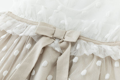 Vestido ceremonia en beige de niña -  Newness