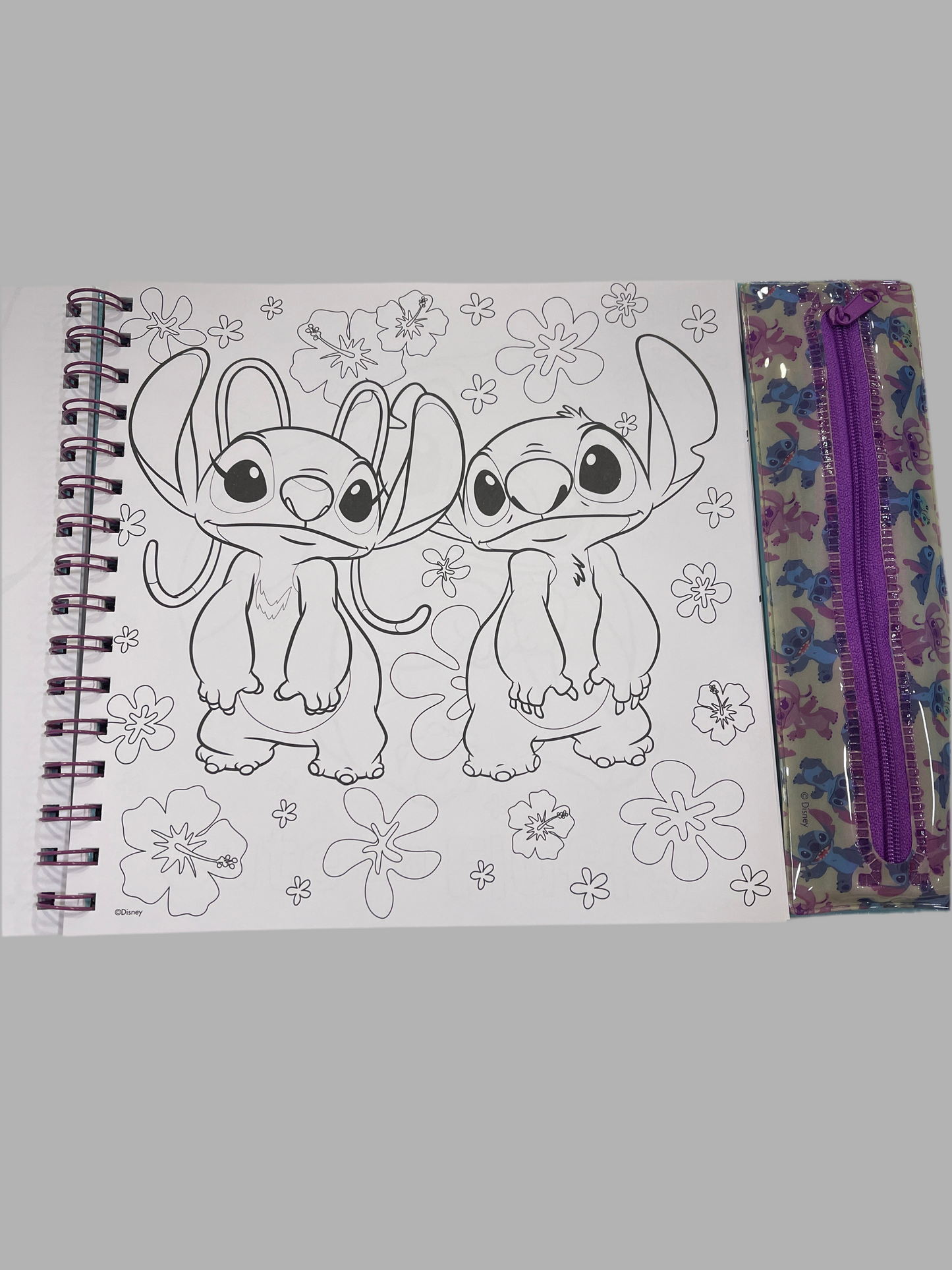 Cuaderno de actividades con estuche - Disney Stitch