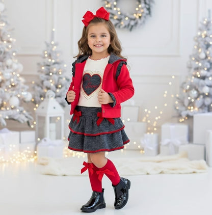 Conjunto de falda y camiseta de niña y chaqueta