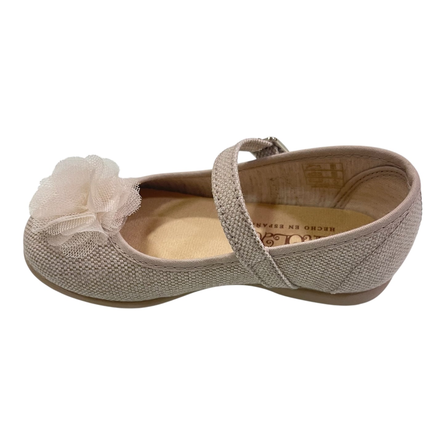 zapato salón de niña con hebilla y organza en beige - Tokolate