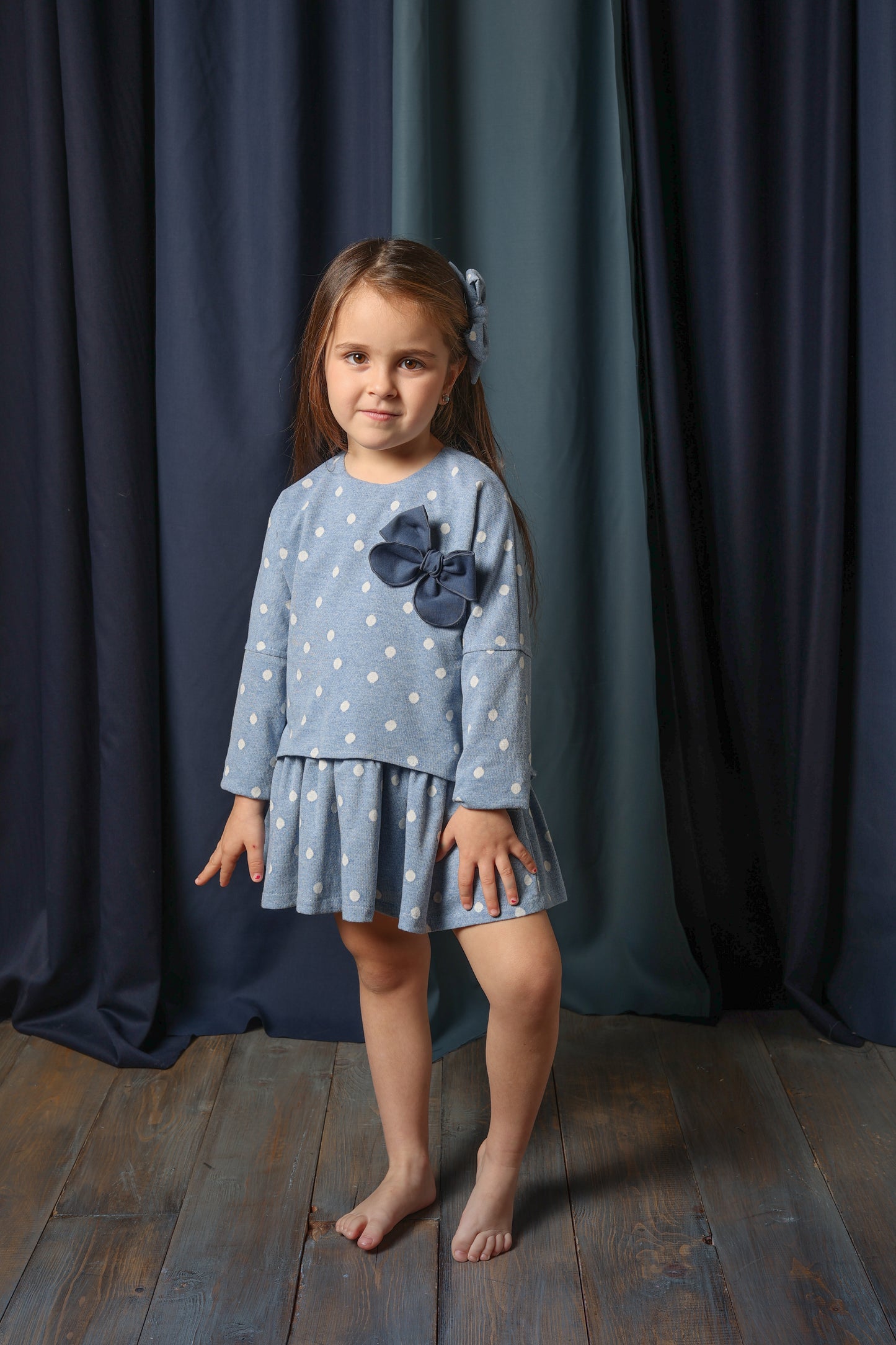 Vestido niña en punto azul - Basmarti invierno 2022