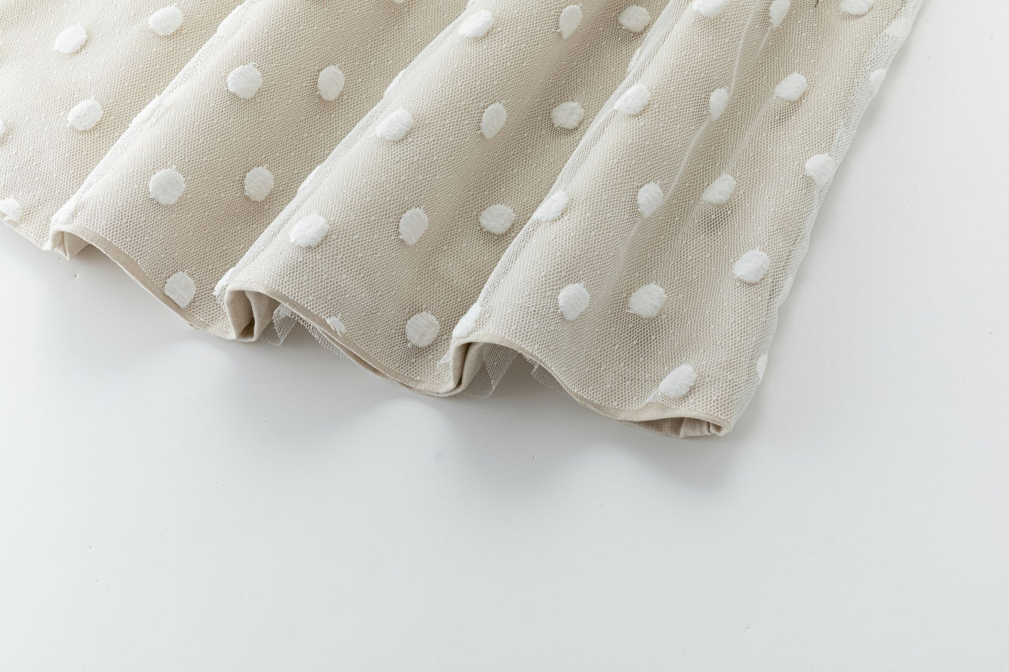 Vestido ceremonia en beige de niña -  Newness