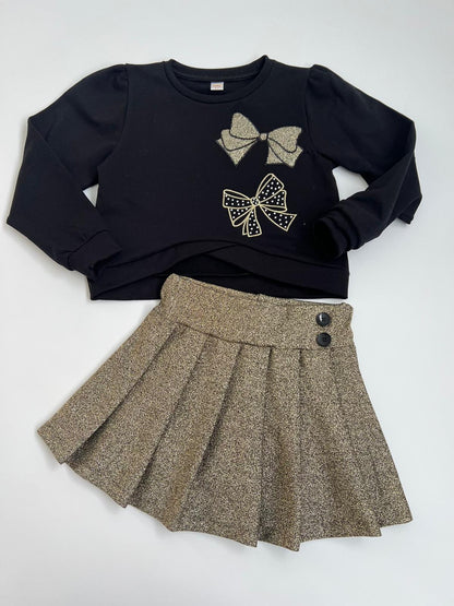 Conjunto de niña con falda color dorado