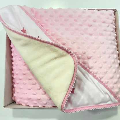 Manta Minnie de topitos en rosa