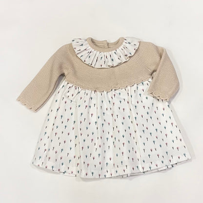 Vestido beige con estampado de árboles pastel 🌿