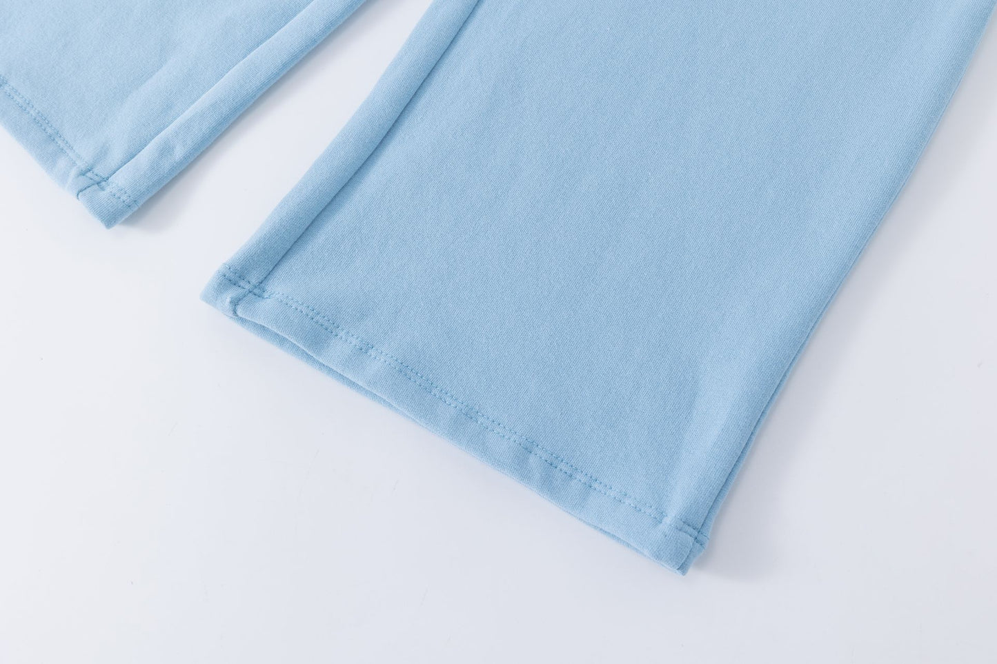 Pantalón de chandal en color azul claro  - Newness