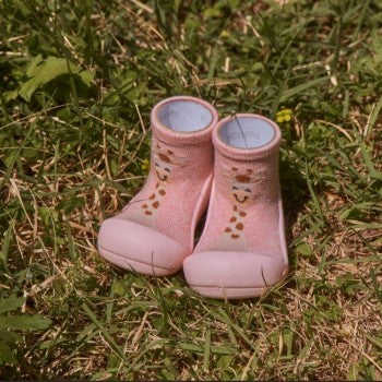 Zapatos Attipas · GIRAFFE PINK