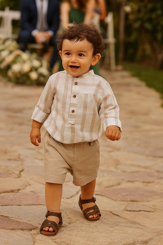 Conjunto bebé niño en color tostado de Coco Acqua 2024
