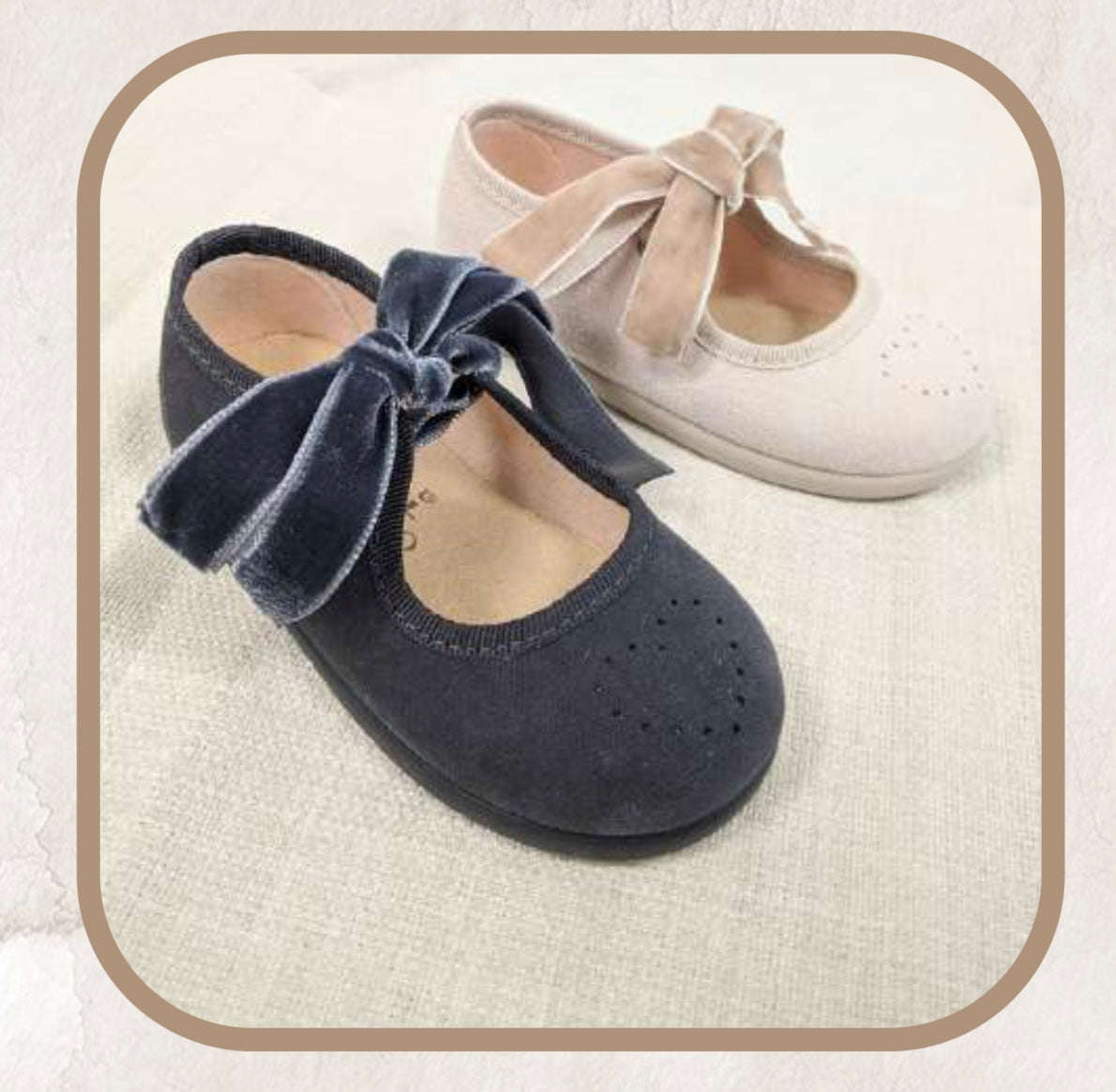 Angelito de lazo, terciopelo picado corazón gris medio - Tokolate - Detalle 4 - Moda Infantil Chicle