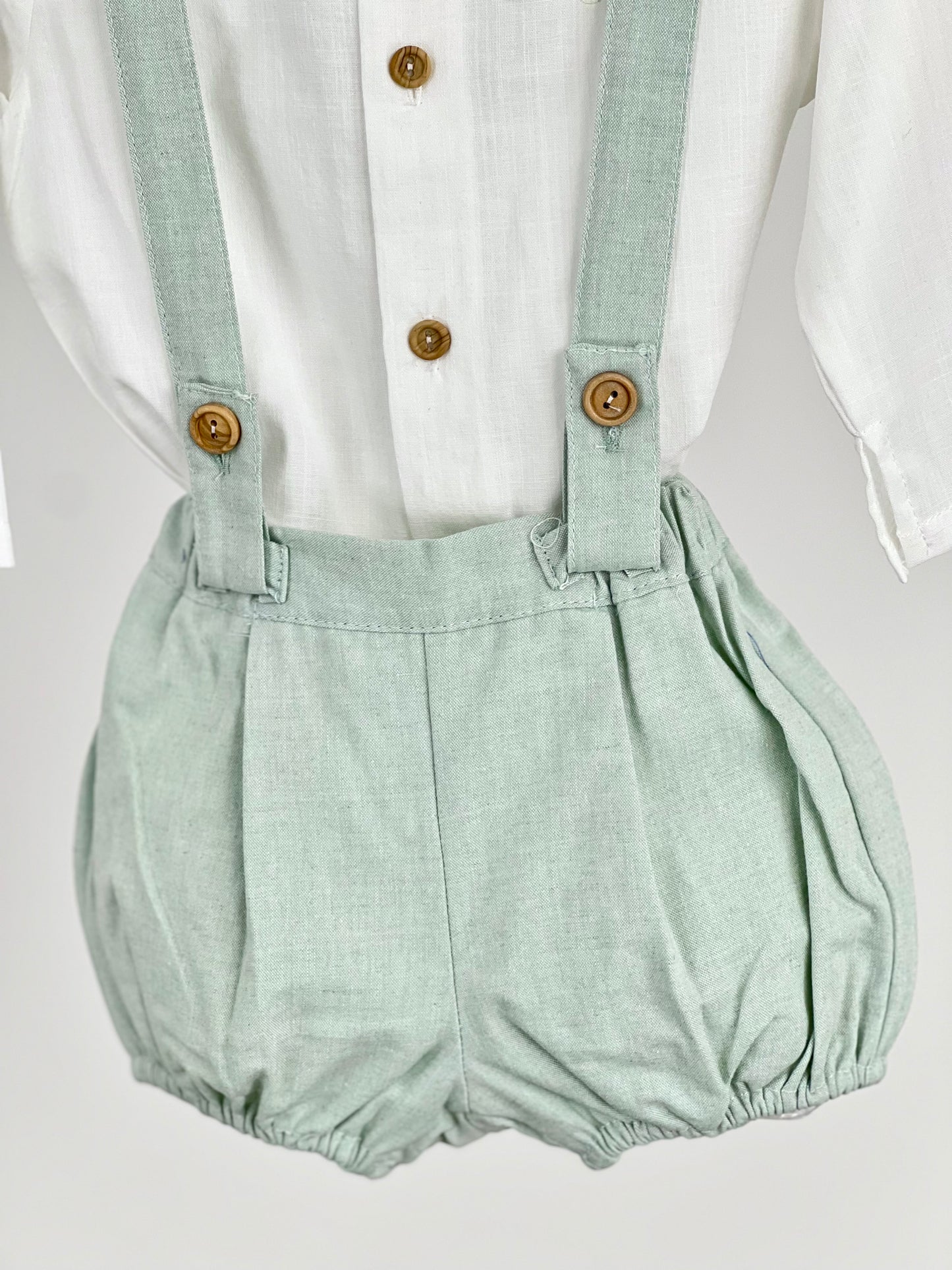 Camisa + Ranita de lino en verde agua - Coco Acqua - Detalle 1 - Moda Infantil Chicle
