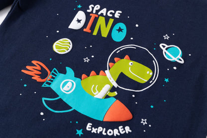 Camiseta niño de dinosaurio astronauta - Newness - Detalle 2 - Moda Infantil Chicle