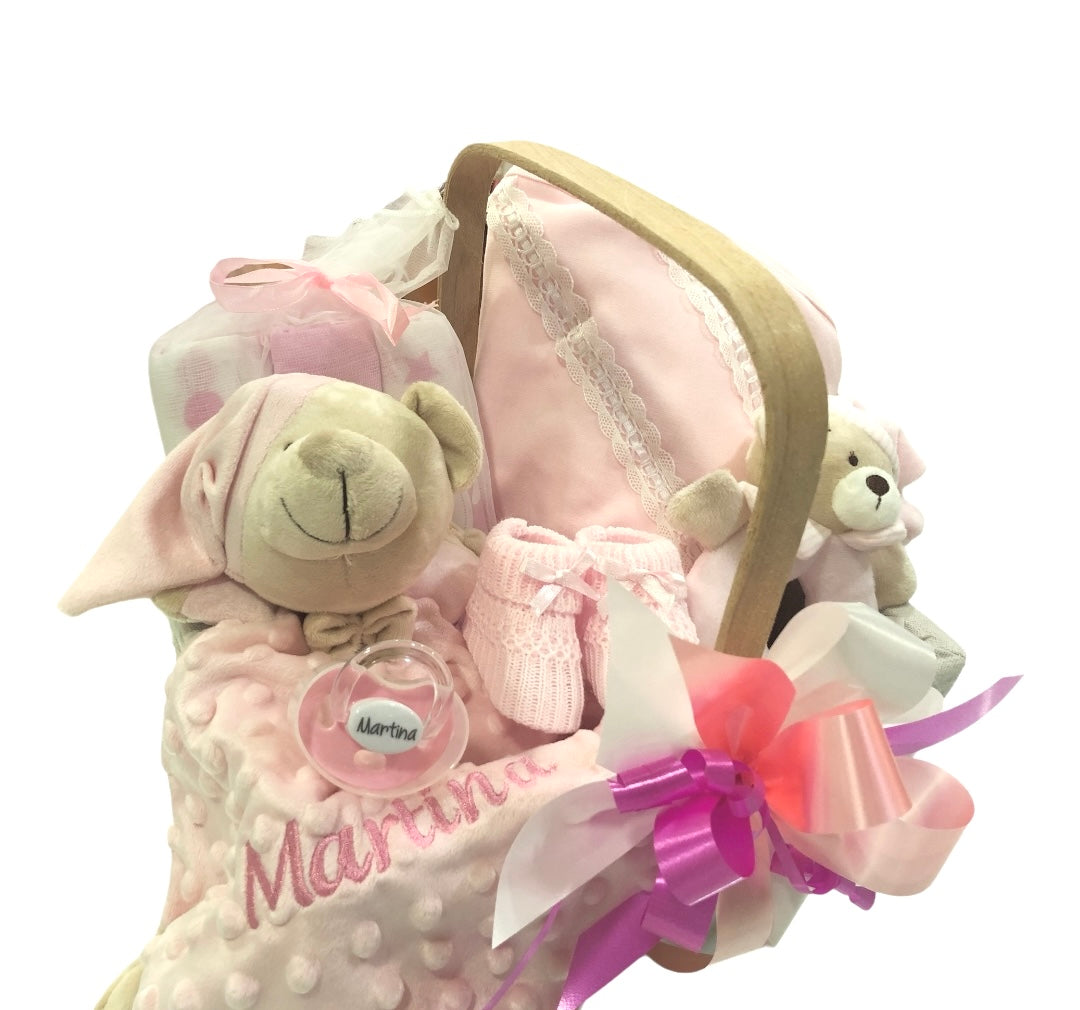 Cesta rosa bebé, con nombre personalizado - Detalle 1 - Moda Infantil Chicle