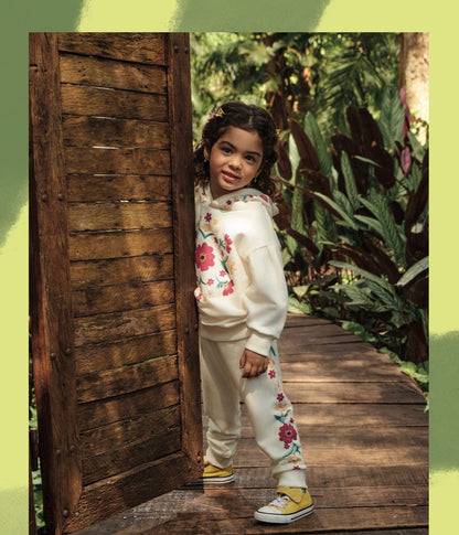 Chandal niña en color blanco - Kyly invierno 2024 - Detalle 1 - Moda Infantil Chicle