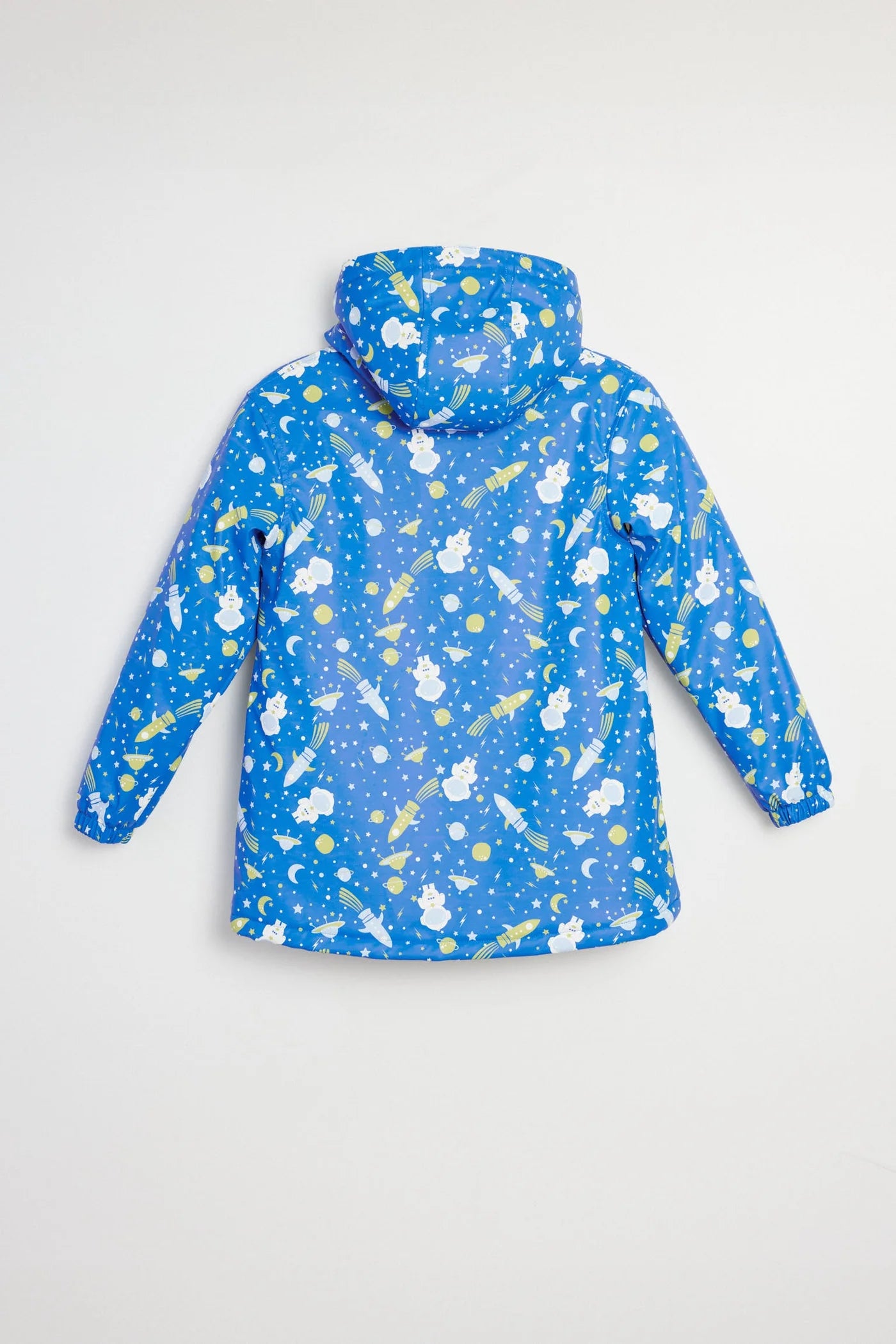 Chubasquero de niño en azul - Isabel Mora 2024 - Detalle 1 - Moda Infantil Chicle
