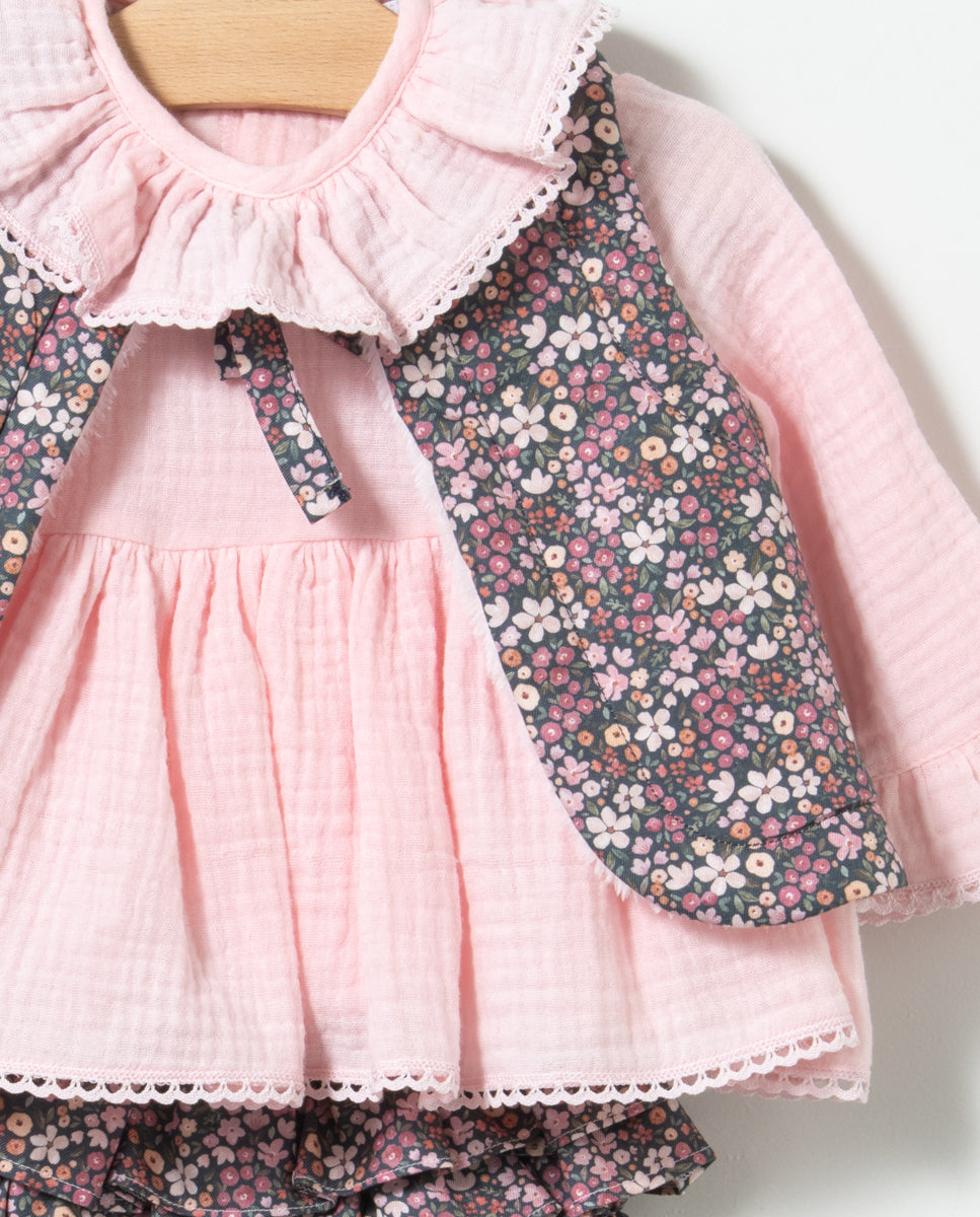 Conjunto blusa, braguita y chaleco - Coco Acqua - Detalle 2 - Moda Infantil Chicle