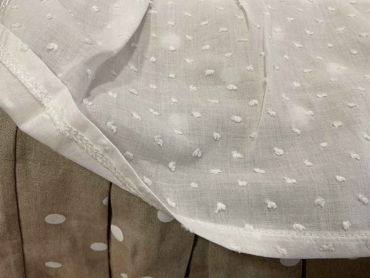 Conjunto ni�a blus�n plumeti  blanco y falda topos tostado - Coco Acqua 2025 - Detalle 4 - Moda Infantil Chicle
