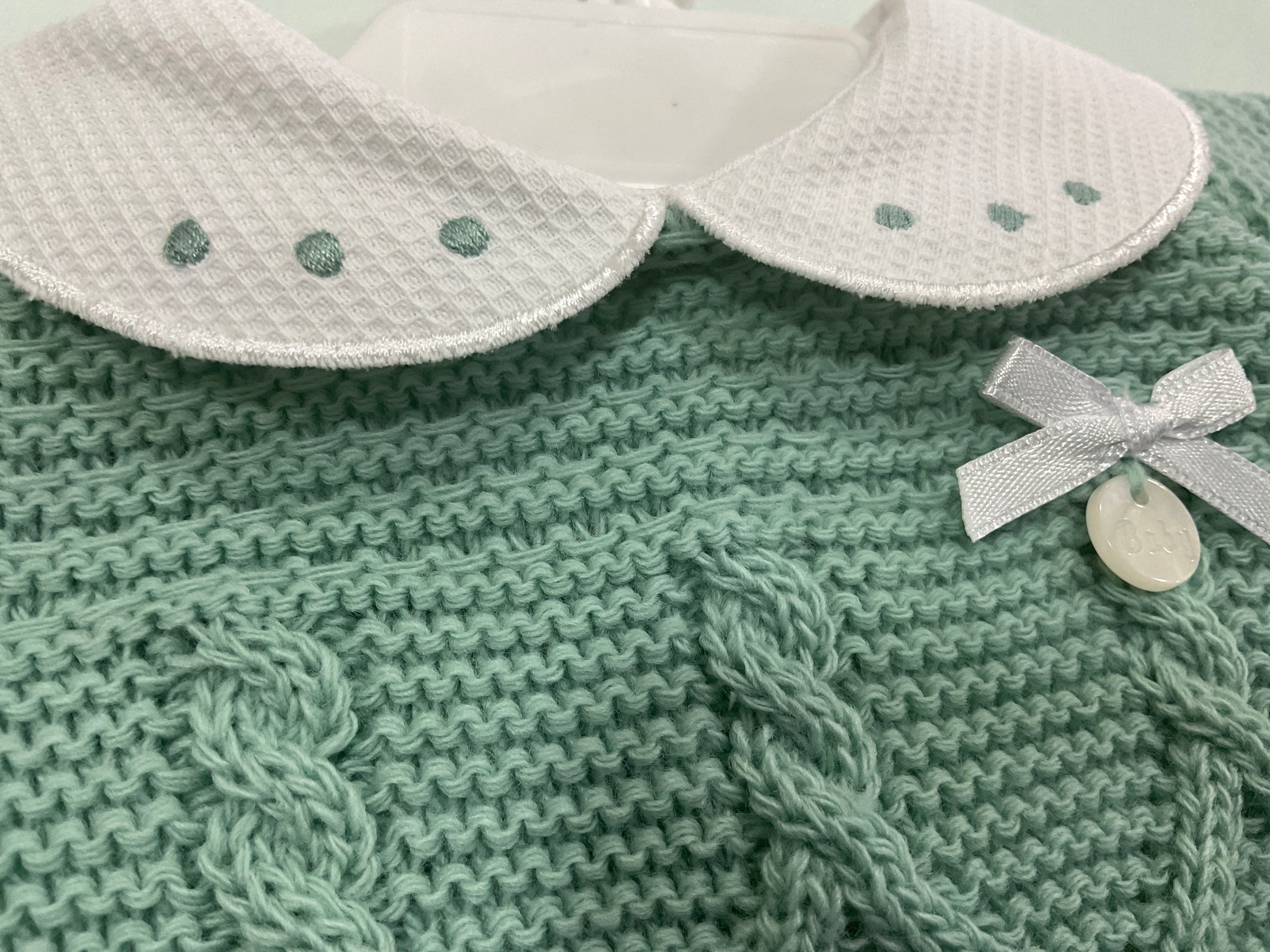 Conjunto unisex de lana en verde menta - Detalle 2 - Moda Infantil Chicle
