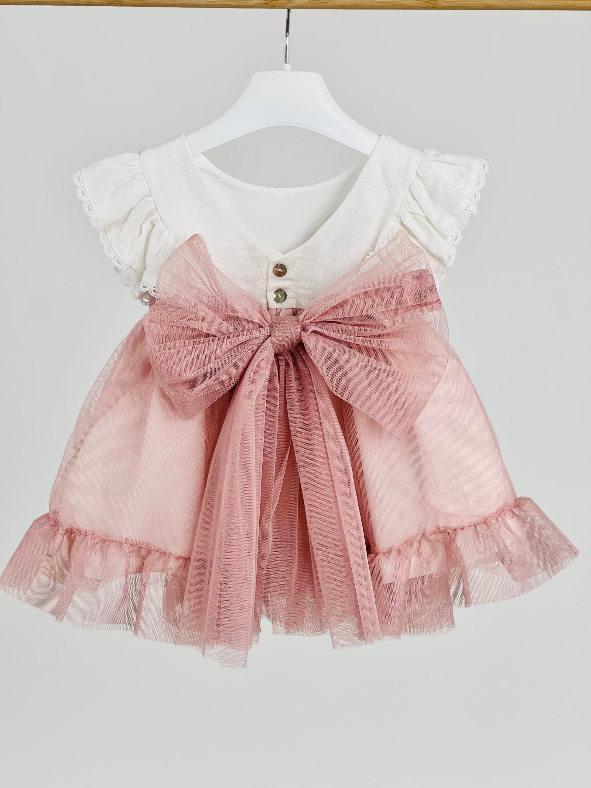 Jesusito tul maquillaje - Coco Acqua 2025 Ceremonia - Detalle 2 - Moda Infantil Chicle