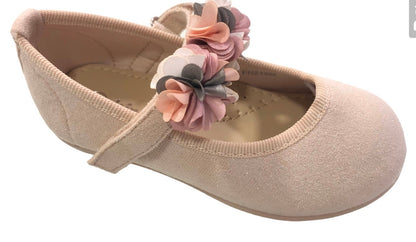 Manoletinas en beige para ceremonia - Detalle 5 - Moda Infantil Chicle
