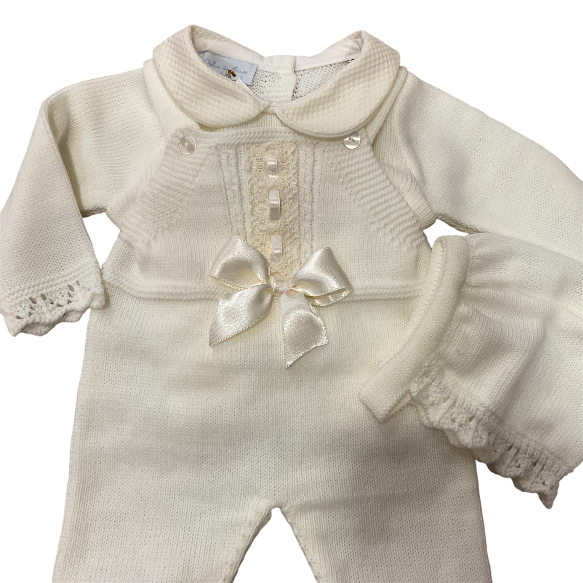 Peto de lana 3 piezas en beige - Dulce de Fresa - Detalle 3 - Moda Infantil Chicle