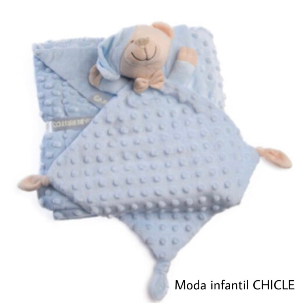 Set regalo en azul claro, manta y doudou de topos, Gamberritos - Detalle 3 - Moda Infantil Chicle