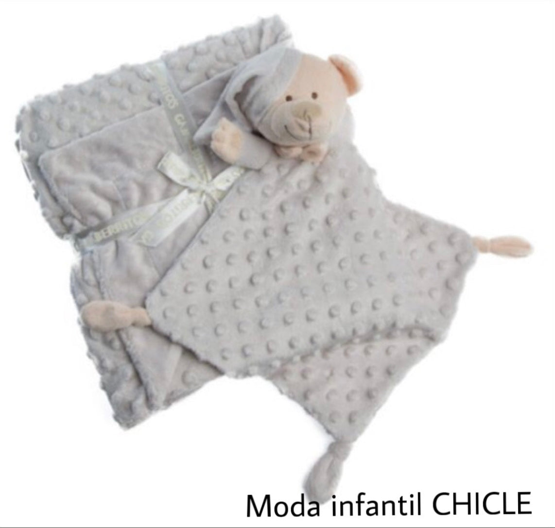 Set regalo en gris, manta y doudou de topos, Gamberritos - Detalle 3 - Moda Infantil Chicle