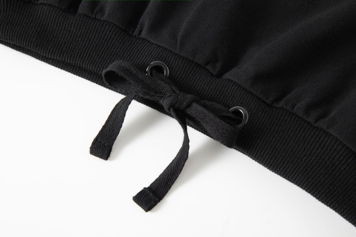 Sudadera niña en negra - Newness invierno 2024 - Detalle 4 - Moda Infantil Chicle