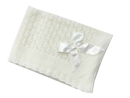 Toquilla en beige de hilo para beb� con lazo - Frontal - Moda Infantil Chicle