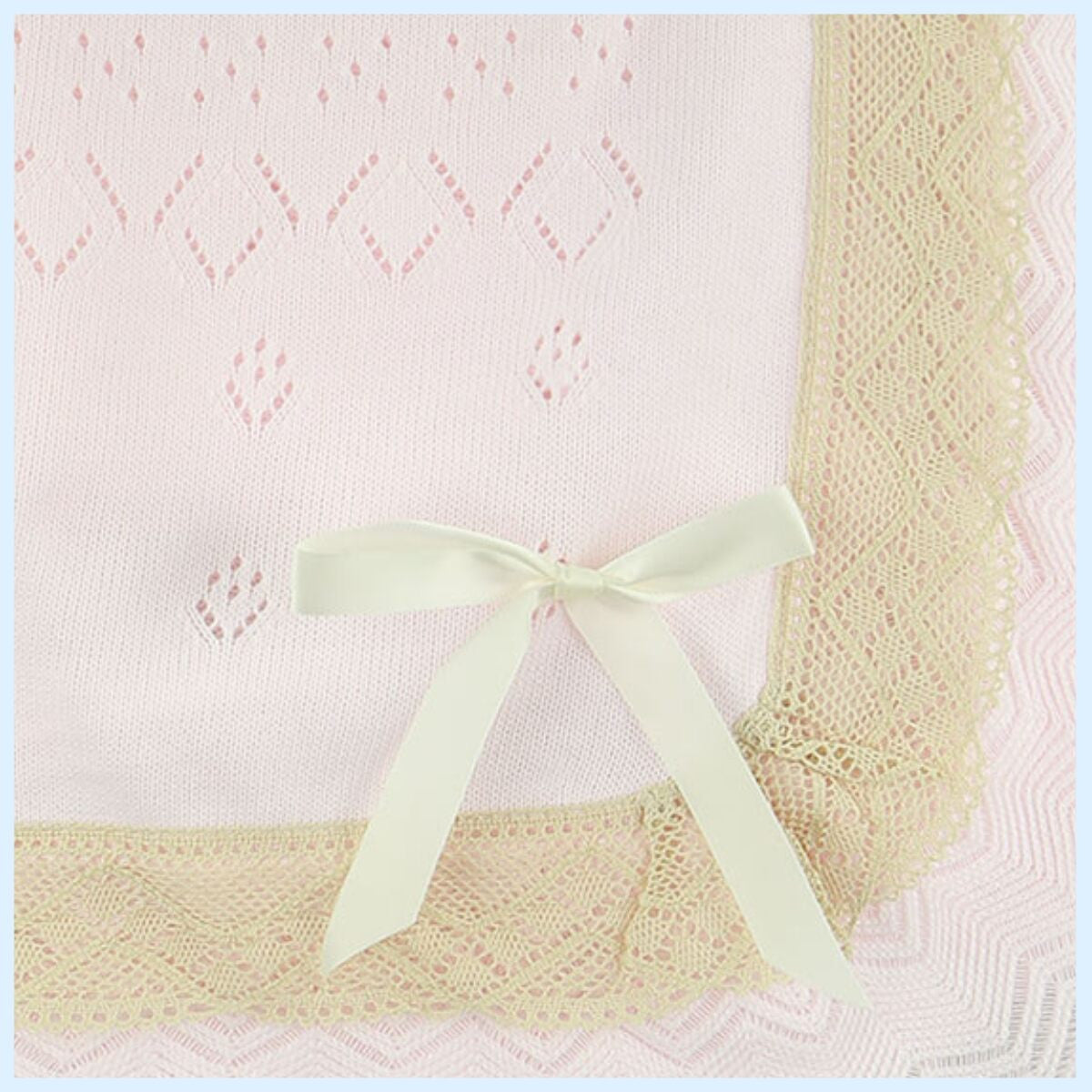 Toquilla puntilla en beige - Detalle 3 - Moda Infantil Chicle