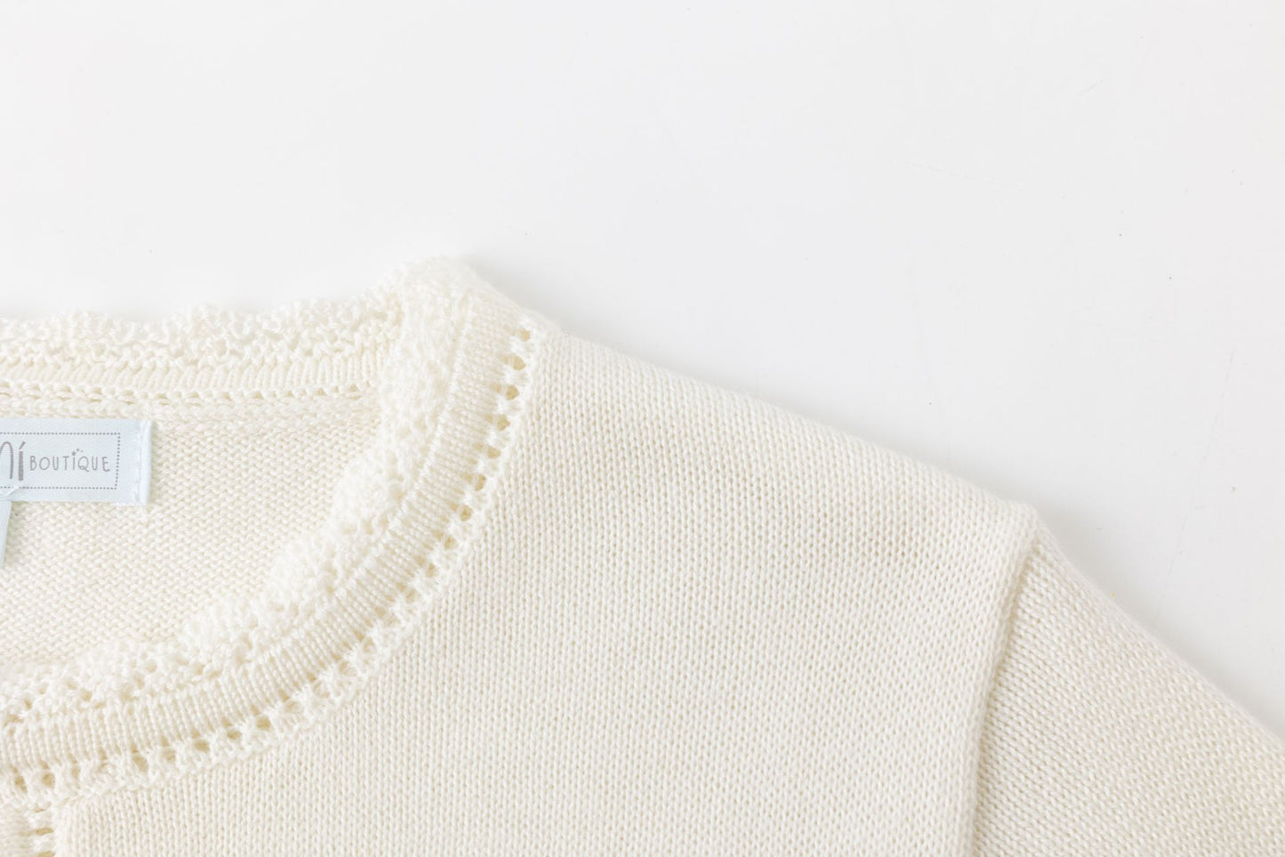 Torera de punto en color crudo - Detalle 3 - Moda Infantil Chicle